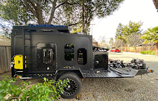 BEARLANDER New Breed of Adventure Off-Road Trailer