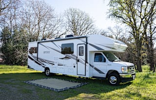Entegra Odyssey 31F: The Ultimate Luxury Motorhome