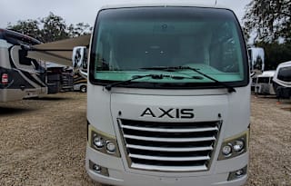 2023 Thor Motor Coach - Axis Floorplan: 24.3 Bunk