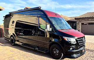 2025 OGV Luxury Coach tour solar/air ride/starlink
