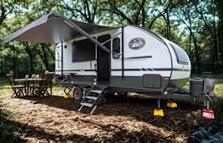 2025 R POD-197  The perfect couples camper!