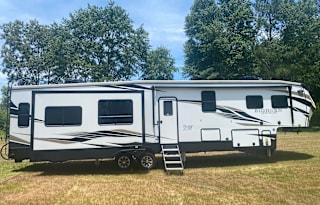2021 Heartland Bighorn Traveler 39MB
