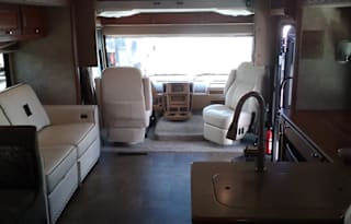 2015 Winnabago 36z Itasca Sunova