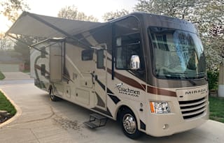 2017 Coachmen RV Mirada 35BH