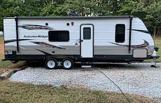 2018 Starcraft Autumn Ridge 260HR