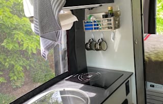 2020 Winnebago Revel 4X4 Sprinter