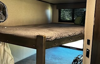 Tracy the Transcend Xplorer 261BH