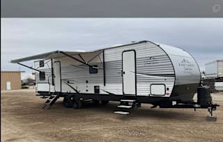 2021 EAST TO WEST Della Terra 312BH 38FT
