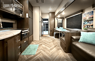 SPORTSTER Toy Hauler - 2 Queen Beds, Dinette, Sofa