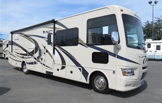 2015 Windsport 34J Bunkhouse Motorhome