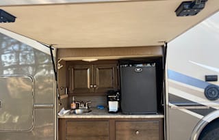 Fun bus for the whole family!