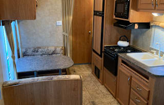 Pet Friendly - 2010 Jayco Jay Flight 26BH