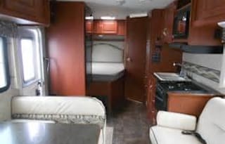 2014 Winnebago Alaskan Adventurer
