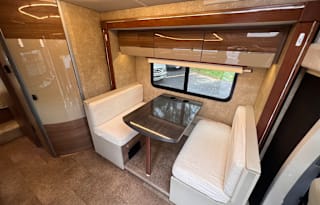 Mercedes Winnebago Navion 24G - Walkaround Queen!