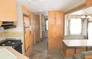 Pet Friendly Double Slide Out Fantastic Family RV