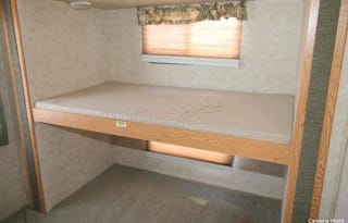 Pet Friendly Double Slide Out Fantastic Family RV