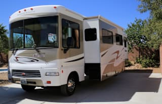 Family Vacation Machine! Awesome for adults and kids! Bunkbeds for the kids, king size bed for YOU! Two slideouts for room to move and comfort. Plenty of storage inside and out. This is a great rig and you can create great memories with it!