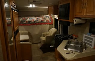 Sleeps 5 - clean, fresh and easy to use