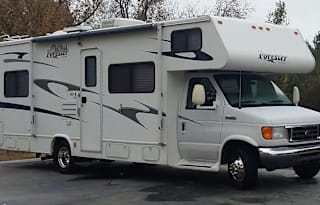 Seymour: 29' Forest River Class C Motorhome