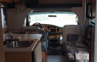 Seymour: 29' Forest River Class C Motorhome