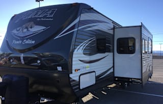 2016 Puma Bunk House