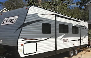2016 Coleman 32 foot travel trailer