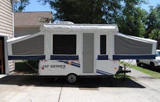 Nice Jayco Pop Up camper. Light and Easy to tow