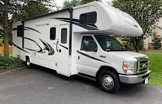 “VROOMY”  Is Ready For Your Family Get Away!!!