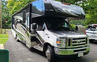 "TURN-KEY" PET-FRIENDLY & KID-APPROVED MOTORCOACH
