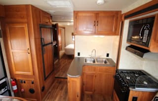 Coachmen Freelander, fully equipped with everything needed for camping