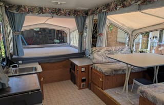 Huge Pop-up with EXTRAS (off-grid-ready)
