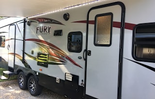 2016 Prime Time Fury 2910 TOY HAULER