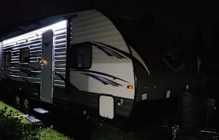 2017 Forest River 211SSXL Travel Trailer / Toyhauler