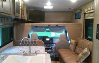 New 2017 Freelander 27' Class C