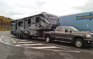 Keystone Fuzion 371 w/ optional golf cart