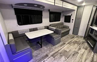 Volante - 2 Bath, King Bed & Bunk Room!