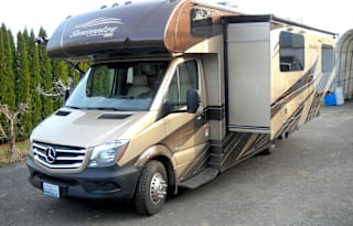 2017 Forest River Sunseeker 2400WSD Merc V6 Diesel
