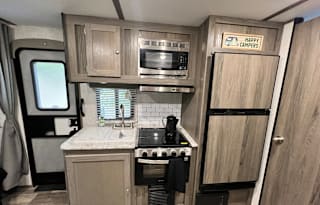 2024 Gulf Stream RV Streamlite SVT 21QBD
