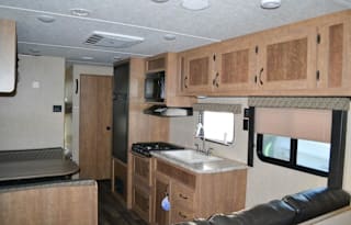 2017 starcraft 28 foot bunkhouse
