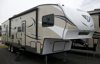 Ultimate 5th Wheel Bunkhouse Disney FW Cabana Club