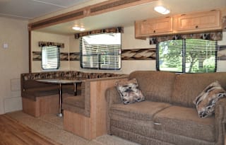 27ft Bunkhouse Travel Trailer w/Slide out