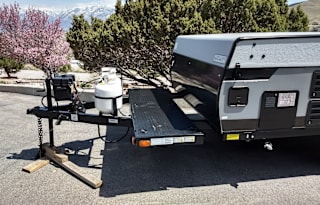 V-Trek Pop Up Camper