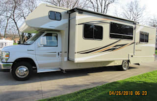Minnie Winnie is The Ultimate Vacation RV!!!