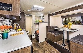 CADE ! Family Friendly Home Away from Home!