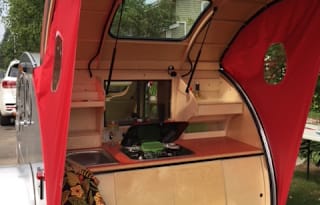 Jezebelle, the Teardrop Trailer