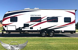 2019 Genesis Supreme Toy Hauler RV