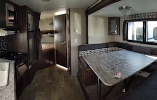 2018 Coachmen Apex 245BHS *Eastside  Located*