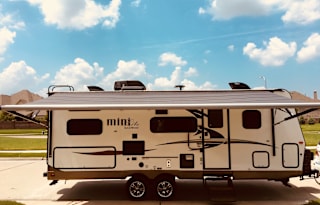 2018 Forest River Rockwood Mini Lite 2509S