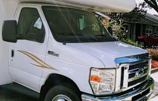 Winnebago Access de Luxe,25ft,free airport pick up