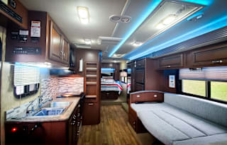 2013 Fleetwood RV Storm 28MS